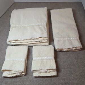 +2 Vintage Dundee Towel Set Cream Lace Lot of 4 Pc 1980's cottage shabby chic